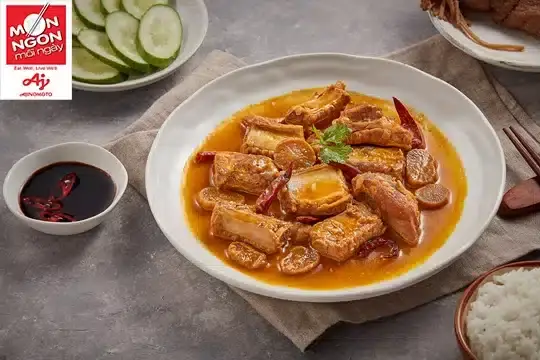 Sườn non kho x&aacute; bấu