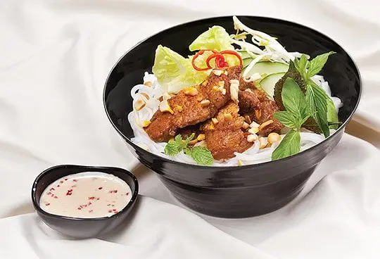 B&uacute;n thịt nướng mayonnaise