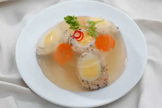 Mọc đông trứng cút 540 360