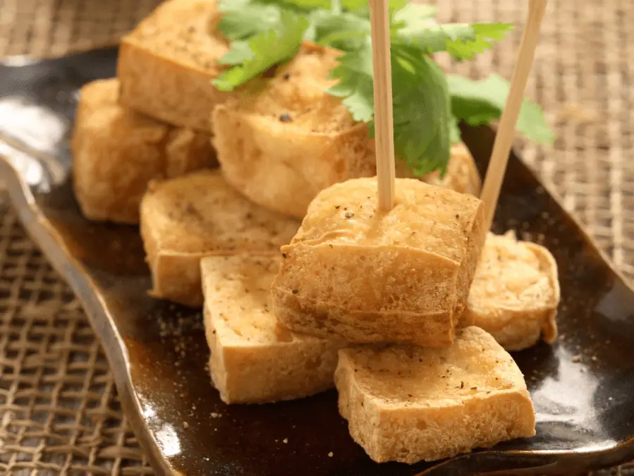 c&aacute;ch l&agrave;m đậu hũ chi&ecirc;n v&agrave;ng gi&ograve;n
