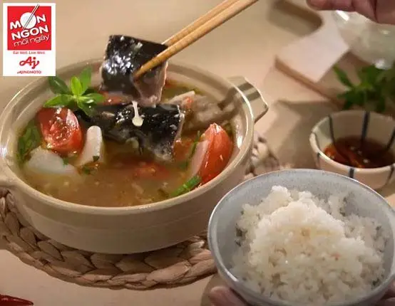 Mẹo khử mùi tanh đầu cá hồi để nấu canh chua ngon hơn