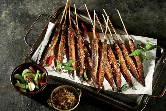c&aacute; k&egrave;o nướng muối ớt