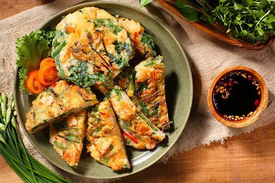 b&aacute;nh t&ocirc;m hẹ chi&ecirc;n gi&ograve;n