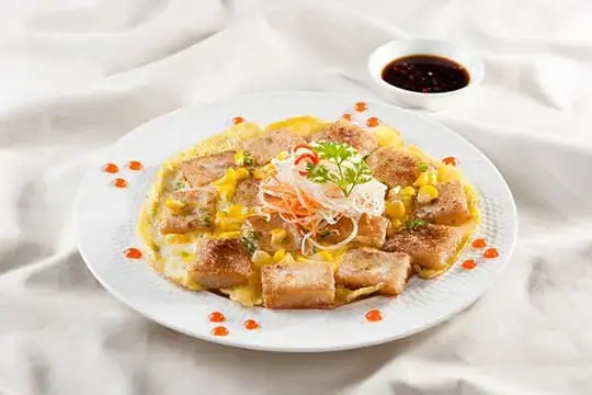 Bột chi&ecirc;n l&agrave; một trong những m&oacute;n ngon S&agrave;i G&ograve;n độc đ&aacute;o