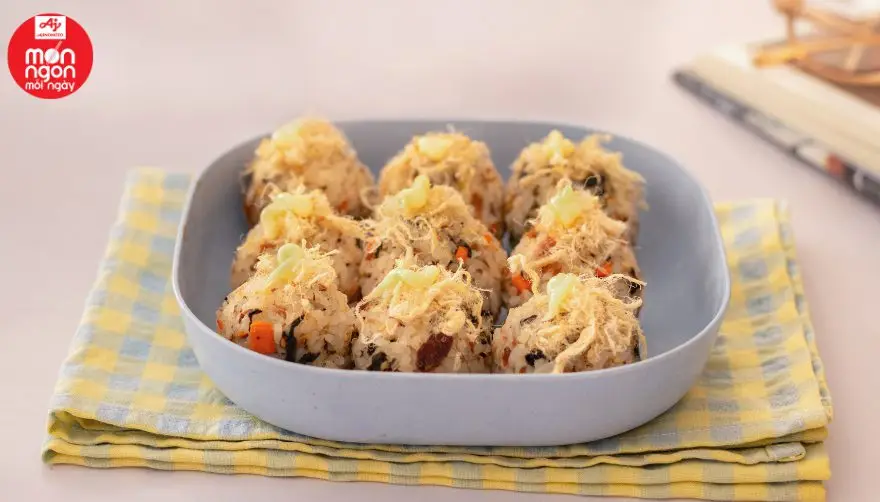 M&oacute;n ăn nhỏ gọn, dễ cầm nắm nhưng đủ chất