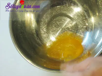 C&aacute;ch l&agrave;m b&aacute;nh nh&atilde;n phủ đường cực dễ m&agrave; cực ngon 1