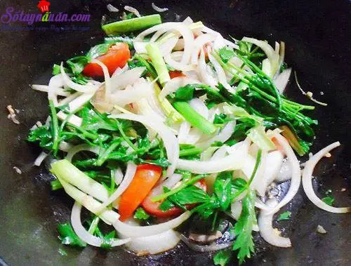 cach-lam-thit-be-xao-can-toi-thom-ngon-tuyet-hao-buoc-4