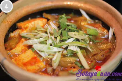 Đậu phụ om dưa cải chua 4