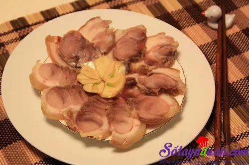 Thịt lợn ngâm mắm