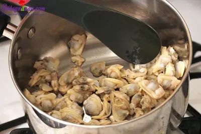 c&aacute;ch l&agrave;m cơm trộn hải sản 7