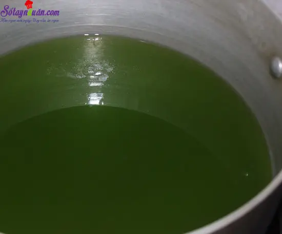 c&aacute;ch l&agrave;m thạch dừa l&aacute; dứa 6