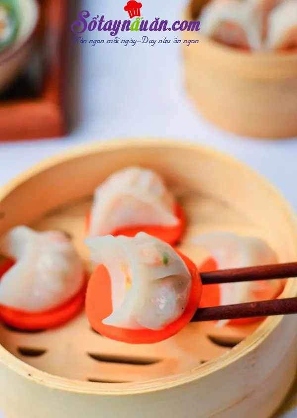 Hướng dẫn l&agrave;m h&aacute; cảo hấp ngon m&ecirc; ly ng&agrave;y lạnh 11