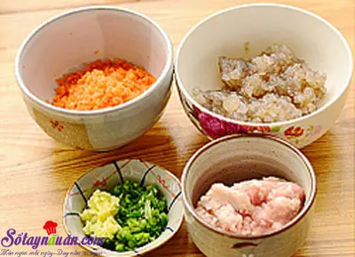 Hướng dẫn l&agrave;m h&aacute; cảo hấp ngon m&ecirc; ly ng&agrave;y lạnh 4