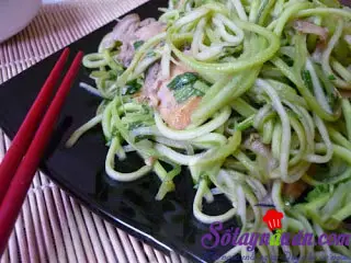 Hướng dẫn cách làm bầu xào trai ngọt mát ngày hè