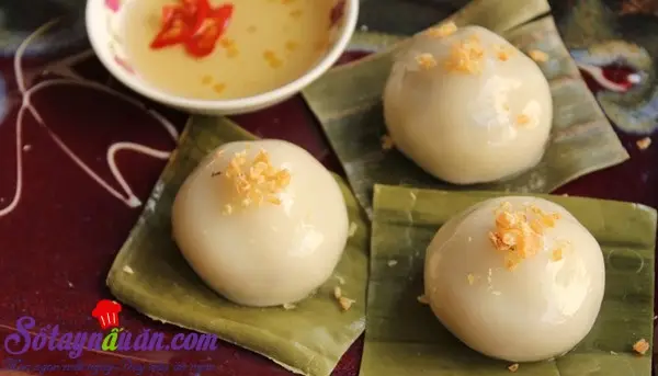 Bánh ít trần giản dị hương quê