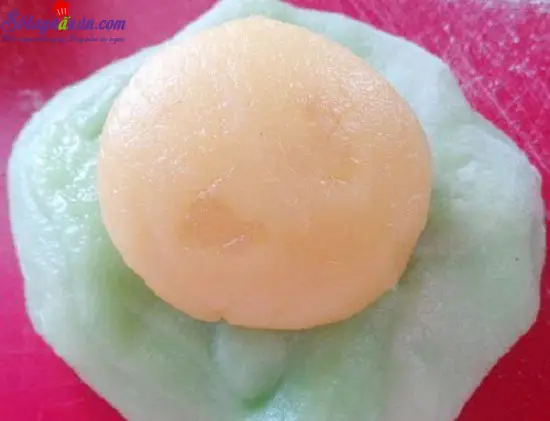 c&aacute;ch l&agrave;m b&aacute;nh dẻo đậu xanh l&aacute; dứa 5
