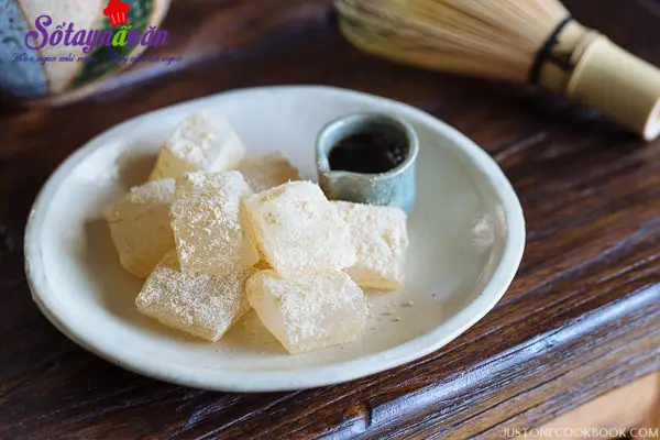 Cách làm warabi mochi – bánh quý tộc Nhật Bản