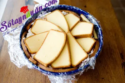 l&agrave;m b&aacute;nh chocolate hạnh nh&acirc;n6