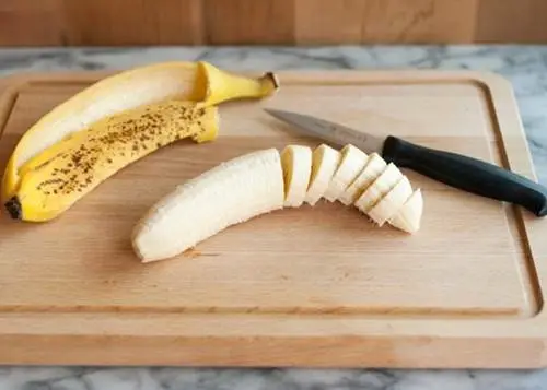 b&aacute;nh chuối ph&ocirc; mai 1