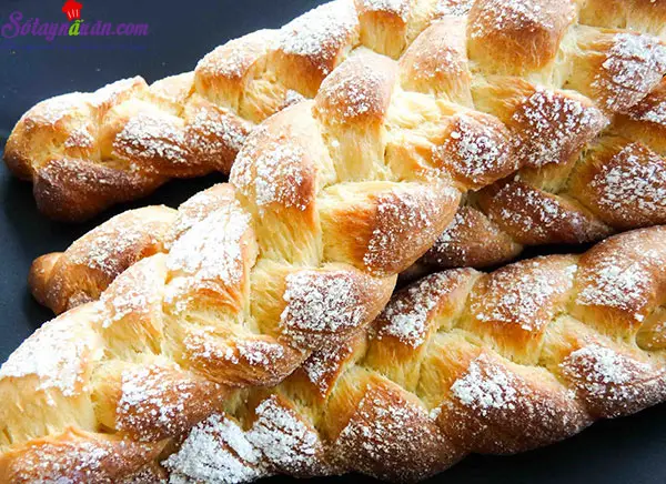 c&aacute;ch l&agrave;m b&aacute;nh m&igrave; hoa c&uacute;c 12