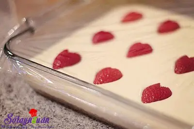 C&aacute;ch l&agrave;m cheesecake thạch tr&aacute;i tim tặng người thương 11