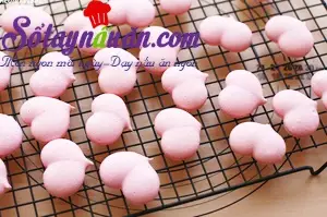 Học l&agrave;m Macaron t&igrave;nh y&ecirc;u cho ng&agrave;y Valentine