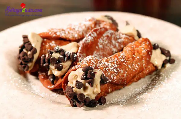 C&aacute;ch l&agrave;m b&aacute;nh cannoli 11
