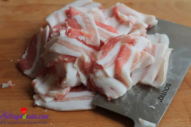 Hướng dẫn l&agrave;m b&aacute;nh bao nh&acirc;n thịt ba chỉ ngon b&aacute; ch&aacute;y 1