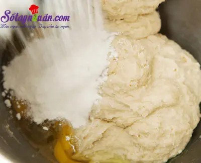 Hướng dẫn l&agrave;m b&aacute;nh malasada vị chanh leo thơm ngon 4