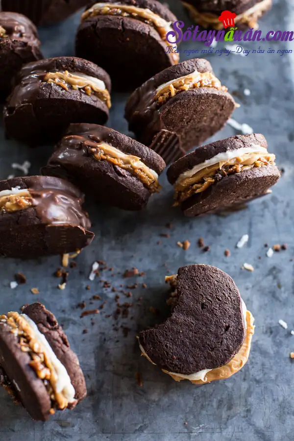 Hướng dẫn l&agrave;m b&aacute;nh Oreo bơ đậu phộng cực ngon kết quả