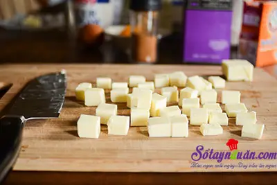 Hướng dẫn l&agrave;m b&aacute;nh scones hương quế gi&ograve;n tan thơm ngon 1
