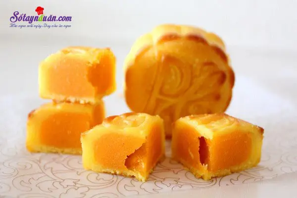 Hướng dẫn l&agrave;m b&aacute;nh trung thu kiểu Hồng K&ocirc;ng cực dễ kết quả