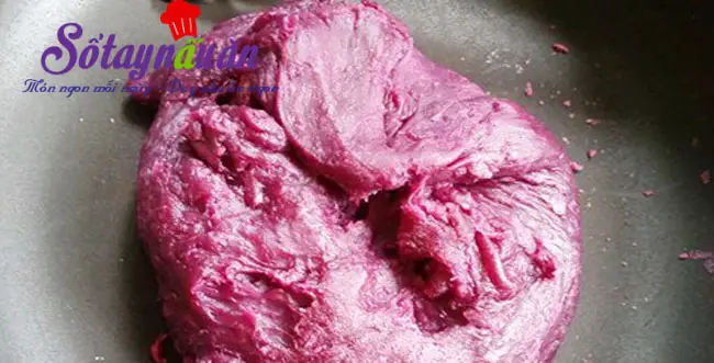 Hướng dẫn l&agrave;m b&aacute;nh trung thu nướng nh&acirc;n khoai lang t&iacute;m ngon