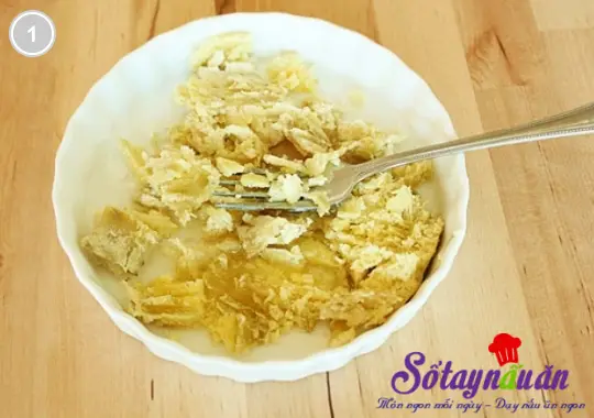 L&agrave;m b&aacute;nh quy khoai lang