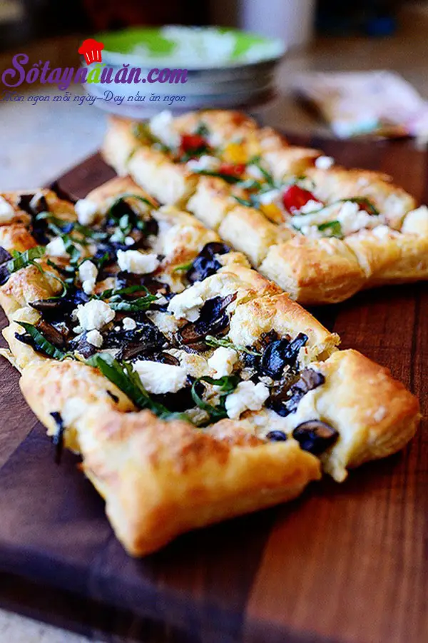 pizza l&agrave;m từ vỏ b&aacute;nh pastry vị ngon kh&oacute; chối từ kết quả