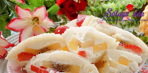 Học cách làm bánh mì sandwich kẹp trái cây lạ mà ngon tuyệt