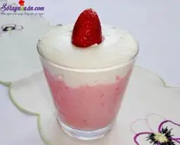 Hướng dẫn l&agrave;m sinh tố hoa quả kem tươi si&ecirc;u ngon 4