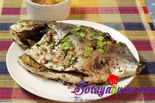 Cá chim nướng riềng sả