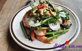 Cách làm gỏi tôm rau rút ngon ngọt đưa cơm