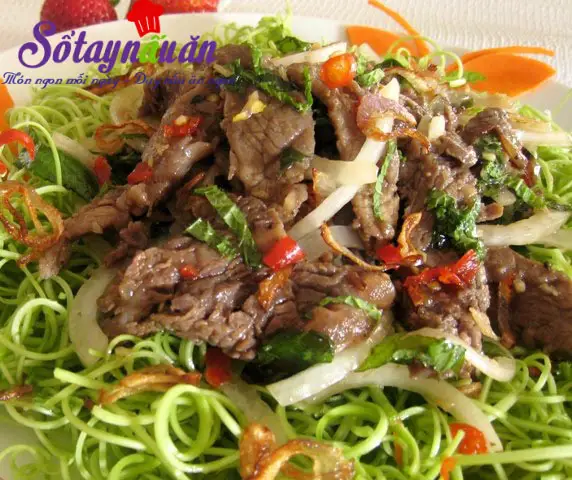 Cách làm nộm rau muống thịt bò- ăn là thèm