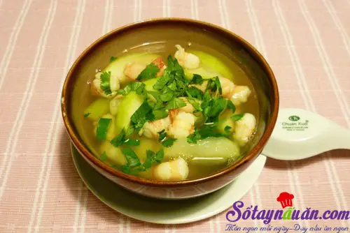 Canh bí nấu tôm
