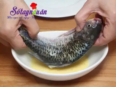 C&aacute; sốt đậm đ&agrave; m&acirc;m cơm cuối tuần 4
