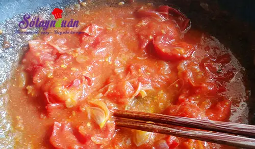 C&aacute;ch l&agrave;m b&uacute;n ri&ecirc;u cua n&oacute;ng hổi ngon đậm đ&agrave; 5