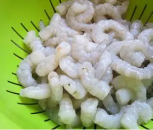 C&aacute;ch l&agrave;m chả t&ocirc;m 1