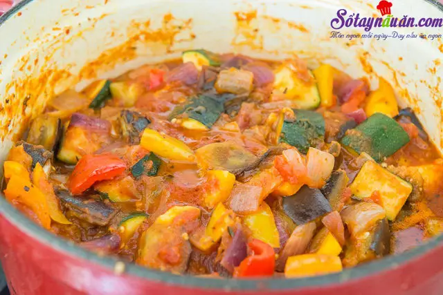 C&aacute;ch l&agrave;m ratatouille thơm ngon kh&oacute; cưỡng 6