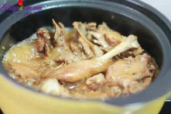 c&aacute;ch l&agrave;m m&oacute;n thịt vịt kho gừng 8