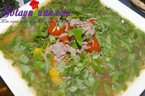 c&aacute;ch nấu canh thịt b&ograve; rau răm 2