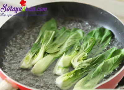 C&ocirc;ng thức thịt vi&ecirc;n trứng c&uacute;t sốt lạ miệng 8