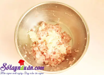 C&ocirc;ng thức thịt vi&ecirc;n trứng c&uacute;t sốt lạ miệng 3