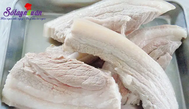 Học l&agrave;m thịt ba chỉ chi&ecirc;n gi&ograve;n từng miếng cực hấp dẫn 3